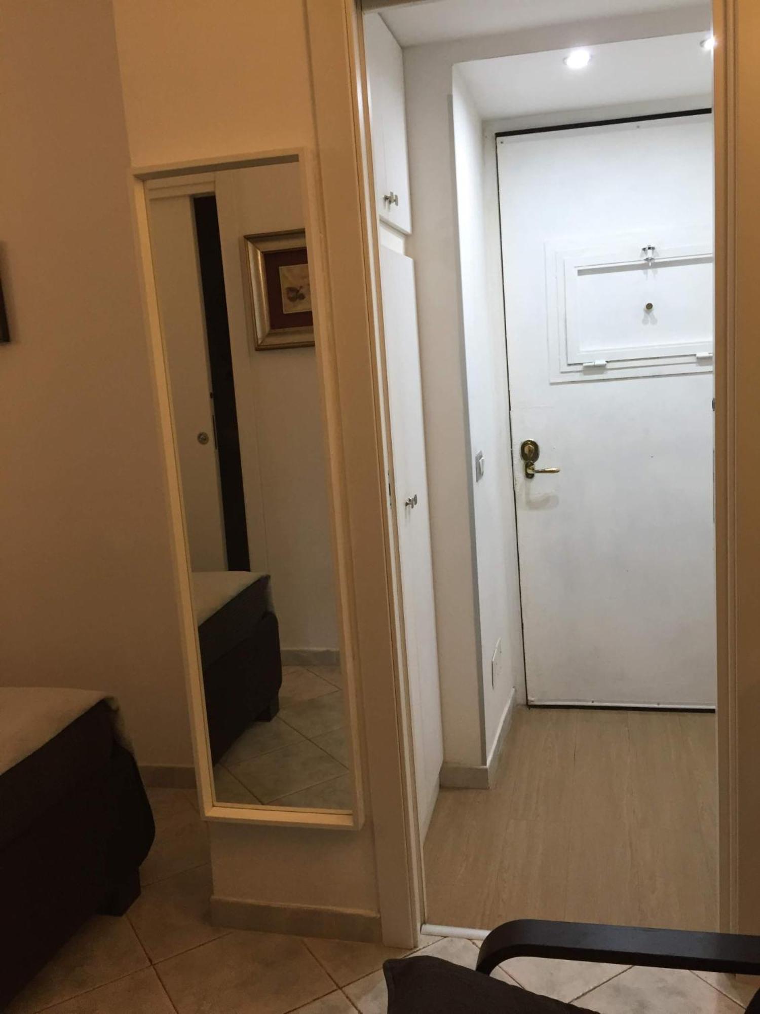 La Residenza Napoli Chiaia Short Let Apartment Superior Via Chiaia 82 Exterior photo